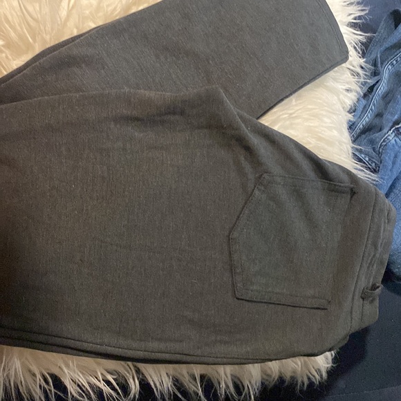 Grey petite pants - Picture 2 of 2